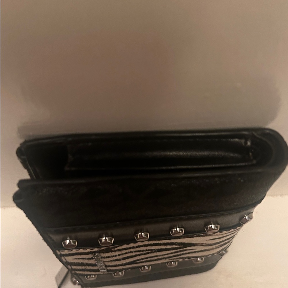 Michael Kors Jet Set Striped Calf Hair Double Zip Phone Wallet in MK Print - Picture 12 of 12